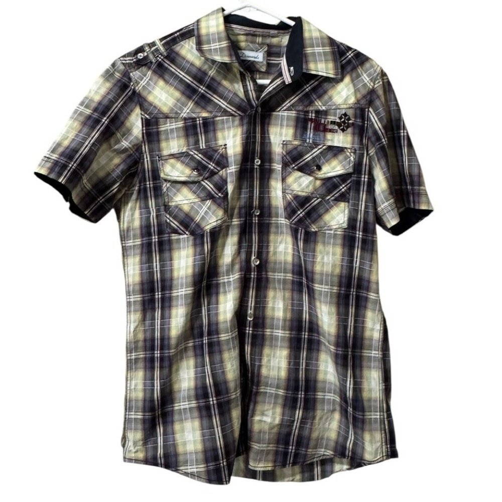 7Diamonds Men Short Sleeve Button Down Shirt Size Medium Plaid Cotton Logo